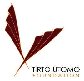 8-tirto-uomo-foundation